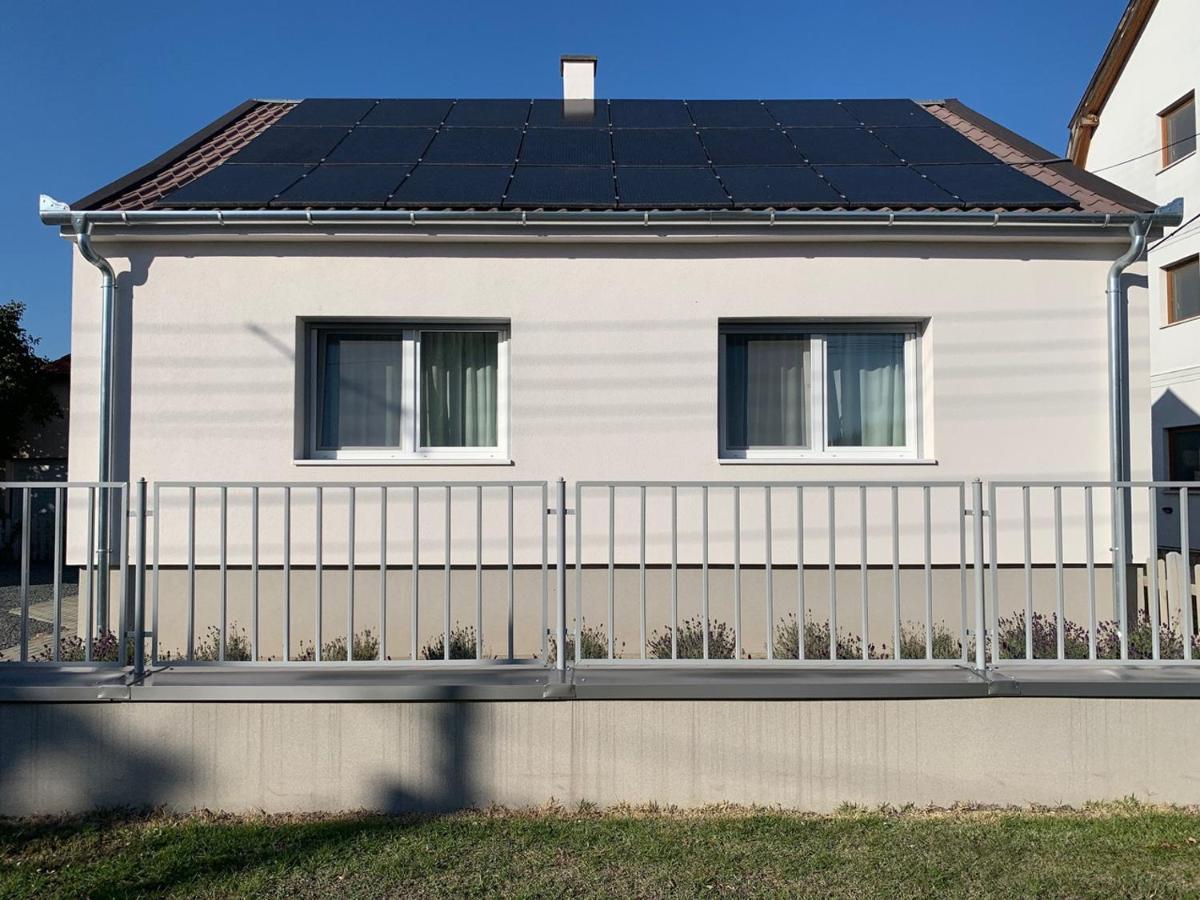 Otthon A Balatonon Vendeghaz Villa Keszthely Exterior photo